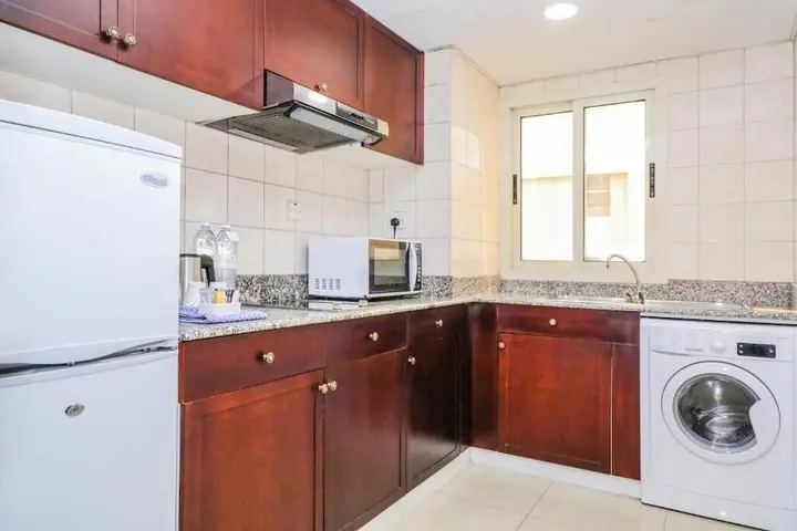 Дубай: Savoy Crest Hotel Apartment