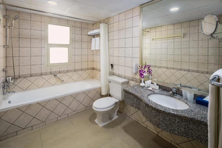 Дубай: Savoy Crest Hotel Apartment
