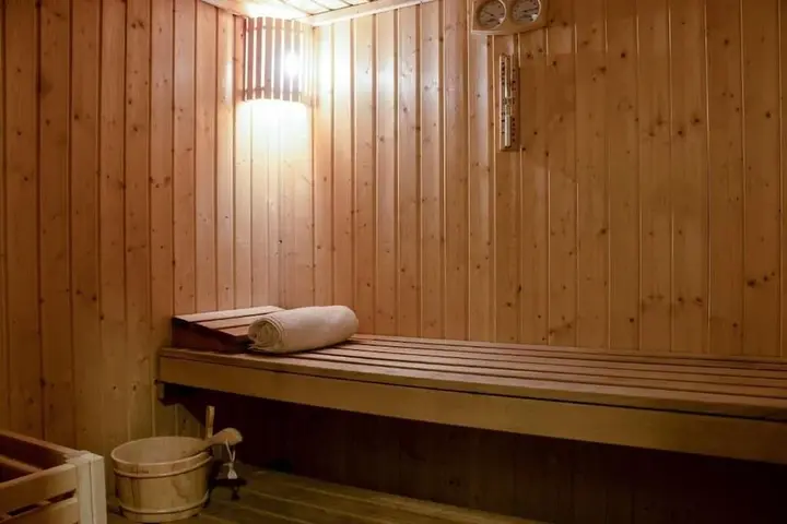 Дубай: Savoy Crest Hotel Apartment