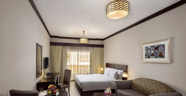 Дубай: Savoy Crest Hotel Apartment