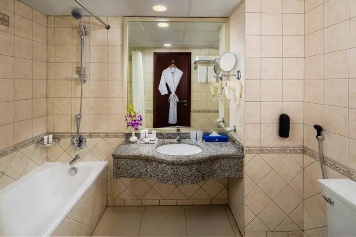 Дубай: Savoy Crest Hotel Apartment