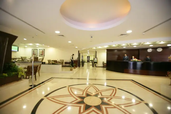 Savoy Crest Hotel Apartment — фото 4