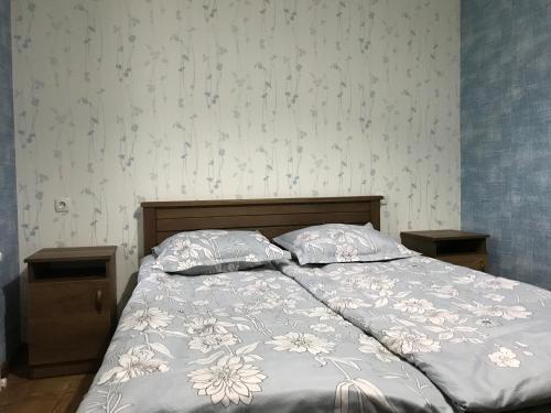 Степанцминда: Hill House