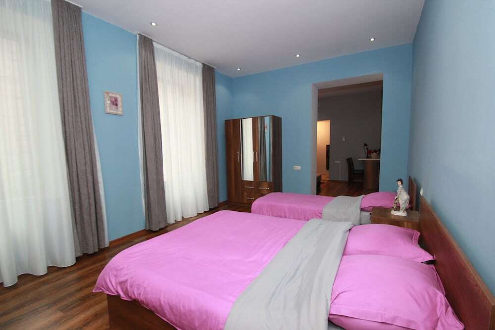Тбилиси: Rose Apartment Тбилиси