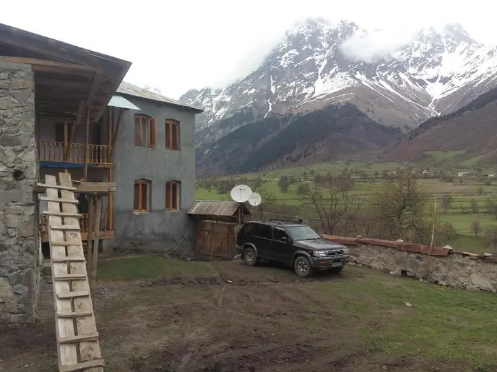 Местиа: Guest House Murkvam