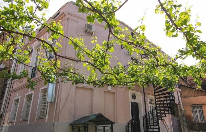Тбилиси: Terrace Garden