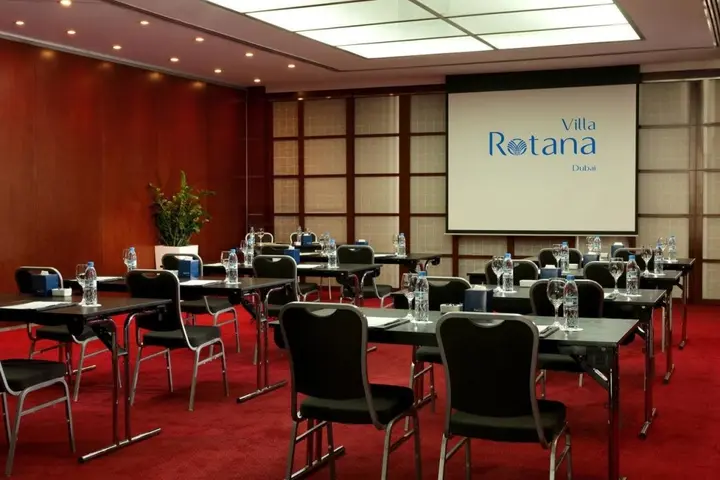 Дубай: Villa Rotana