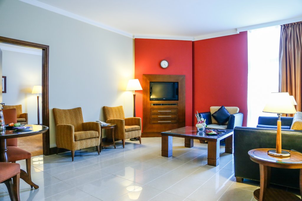 Дубай: J5 Rimal Hotel Apartments