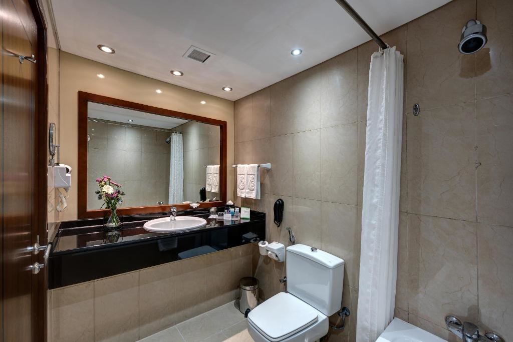 Дубай: J5 Rimal Hotel Apartments