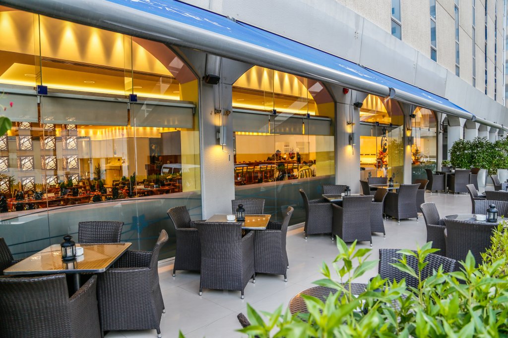 Дубай: J5 Rimal Hotel Apartments