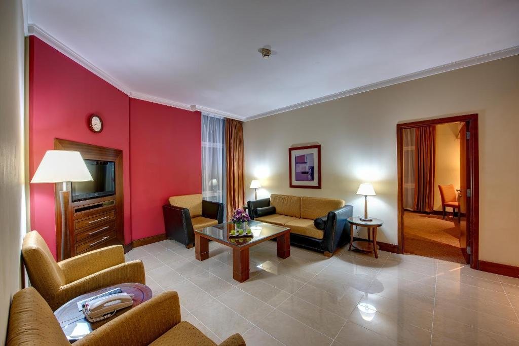 Дубай: J5 Rimal Hotel Apartments