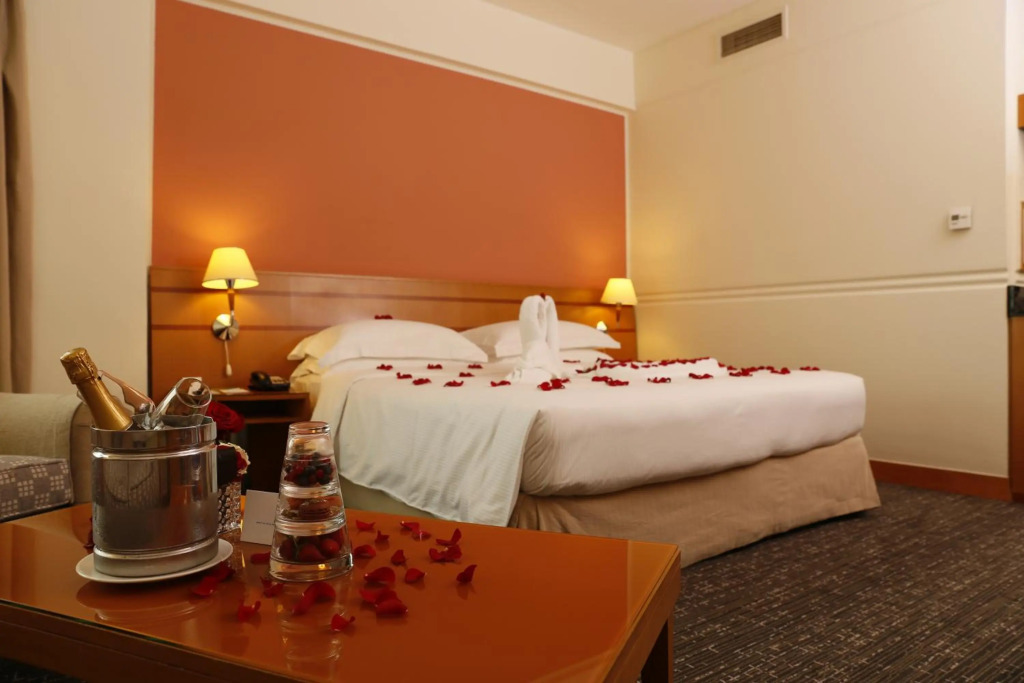 Дубай: J5 Hotels Port Saeed