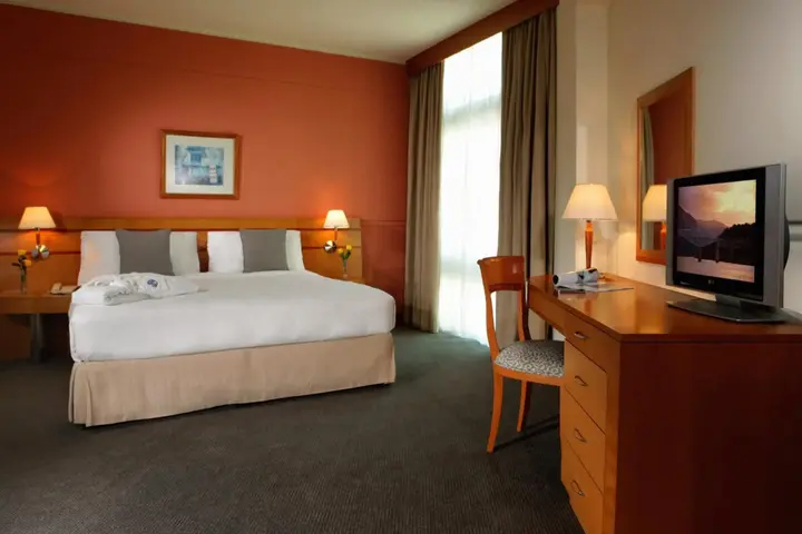 Дубай: J5 Hotels Port Saeed