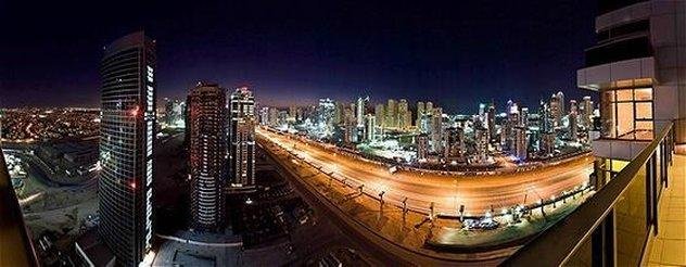 Дубай: Green Lakes Serviced Apartments