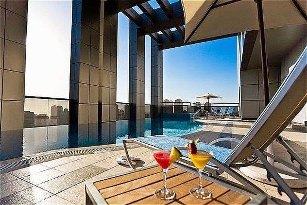 Дубай: Green Lakes Serviced Apartments