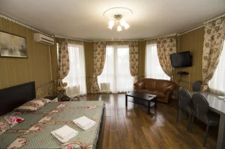 Пятигорск: Apartment on Pervomayskaya 15