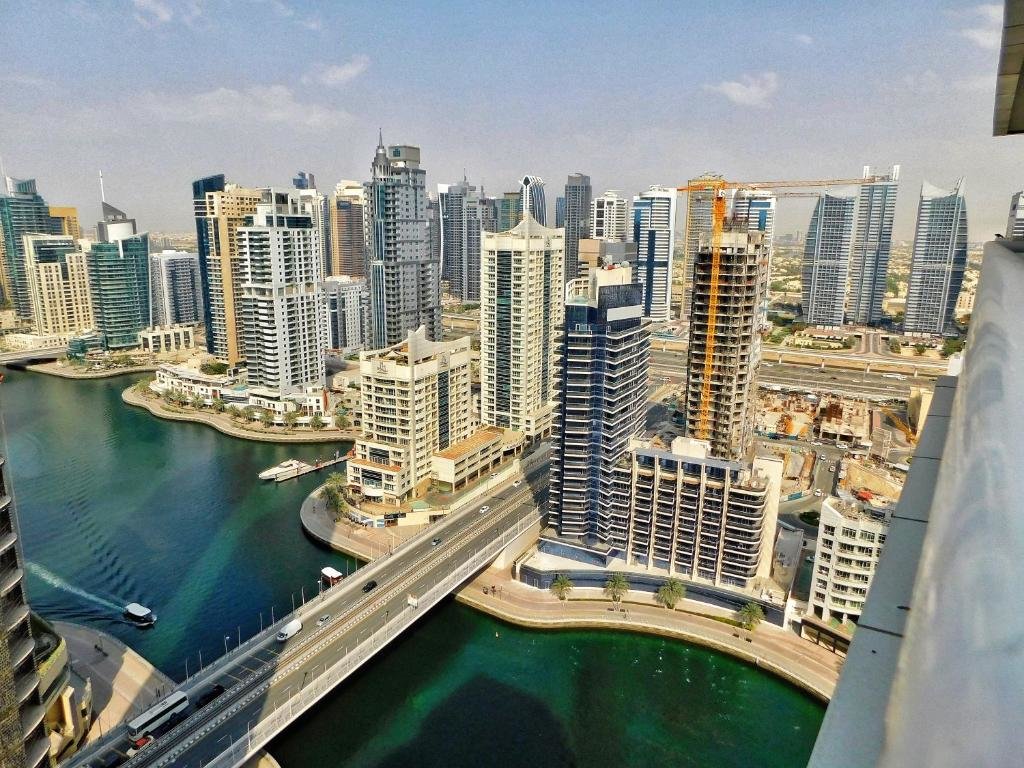 Дубай: Luton Vacation Homes - Continental Tower