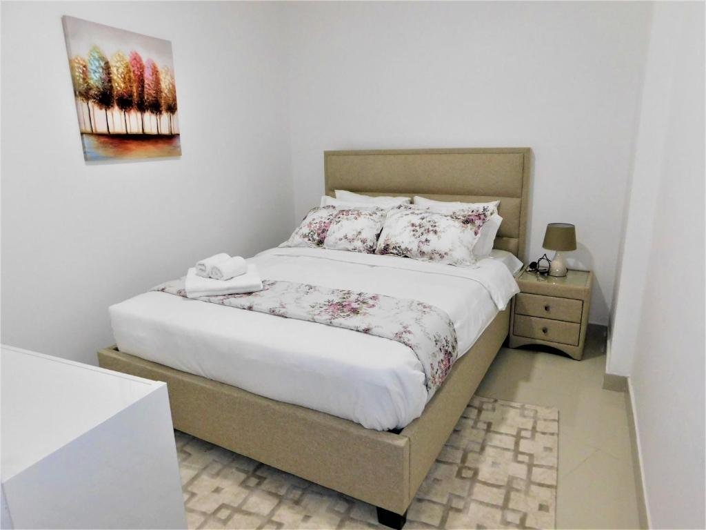 Дубай: Luton Vacation Homes - Continental Tower