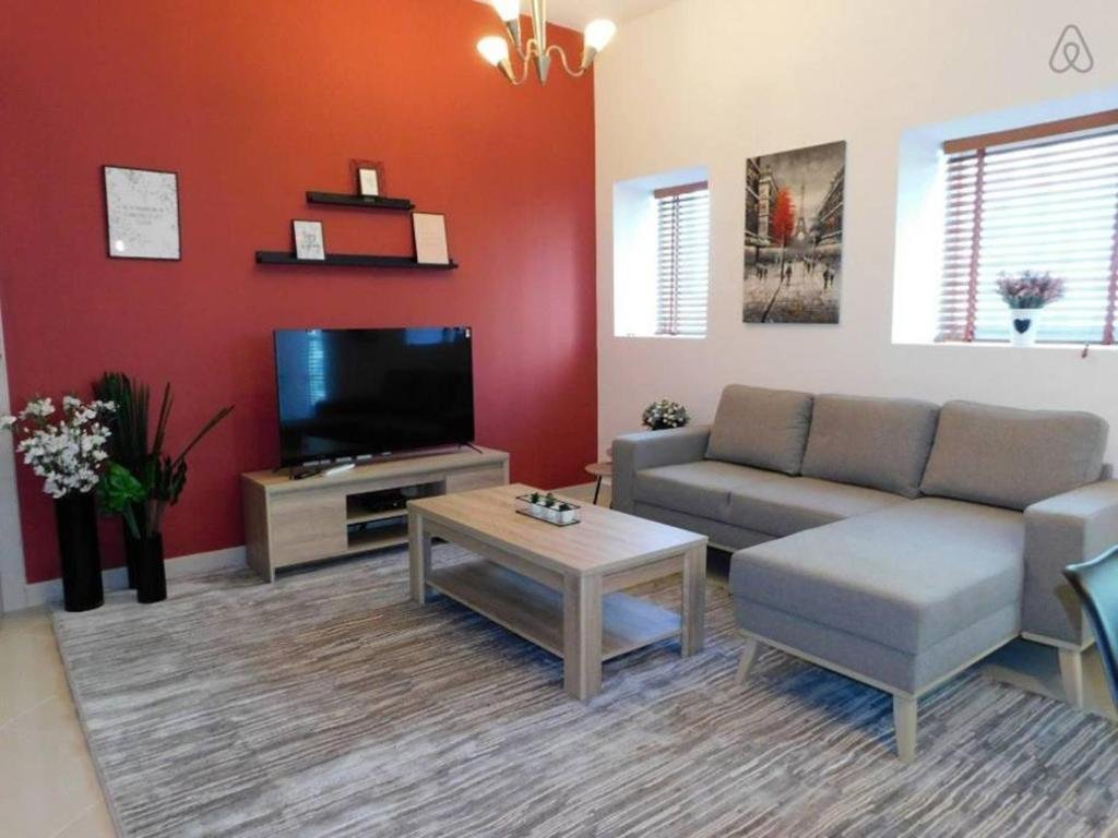 Дубай: Luton Vacation Homes - Continental Tower