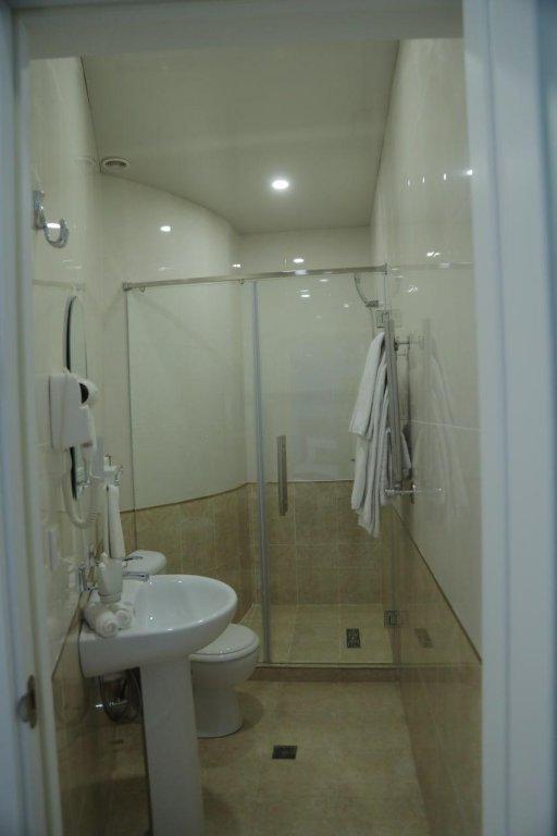 Ташкент: Shoxjahon Hotel