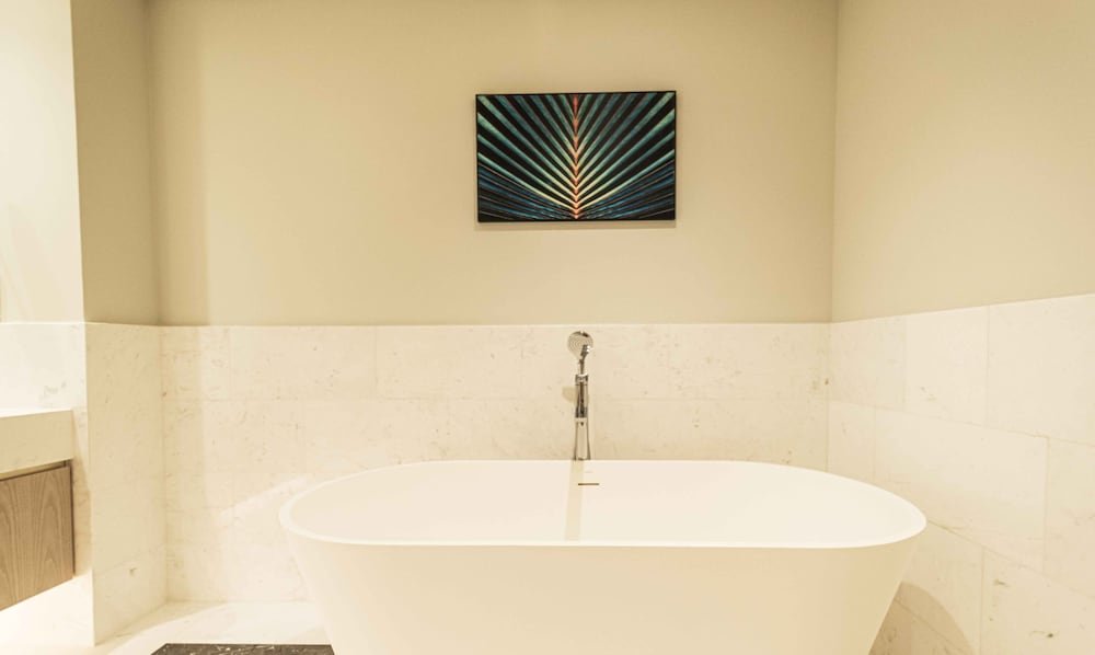 Дубай: LUX Iconic Views at Palm Tower Suite 1