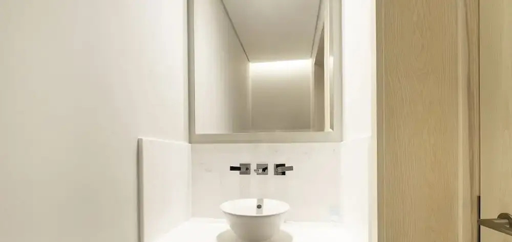 Дубай: LUX Iconic Views at Palm Tower Suite 1