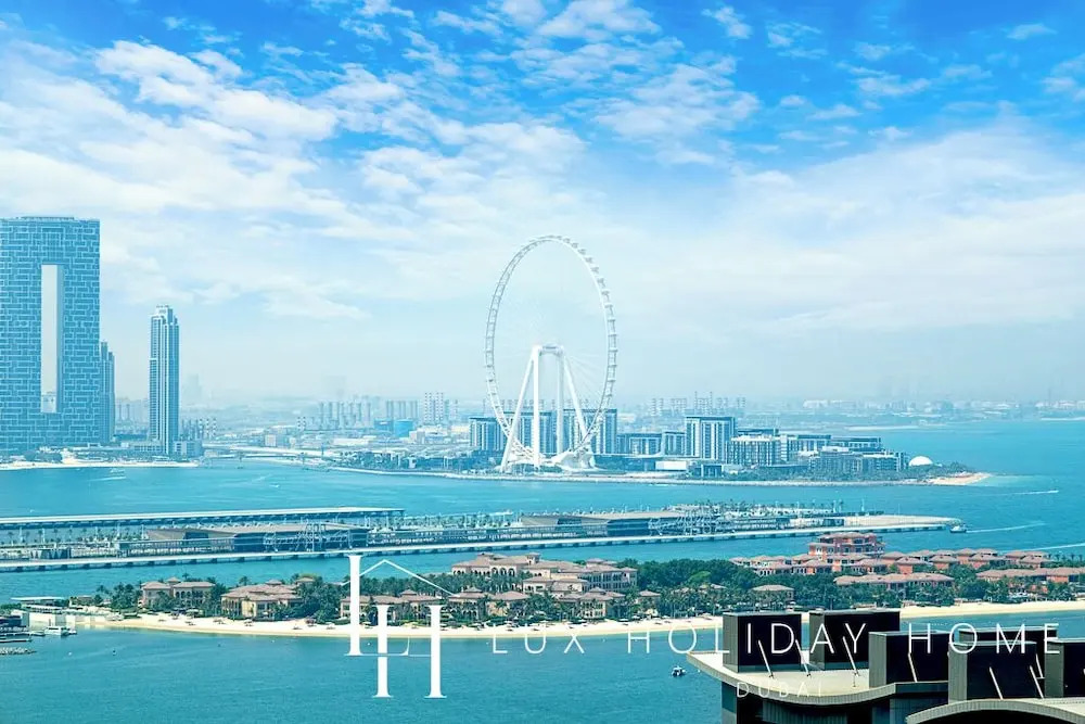 Дубай: LUX Iconic Views at Palm Tower Suite 1