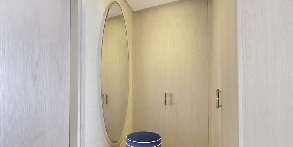 Дубай: LUX Iconic Views at Palm Tower Suite 3