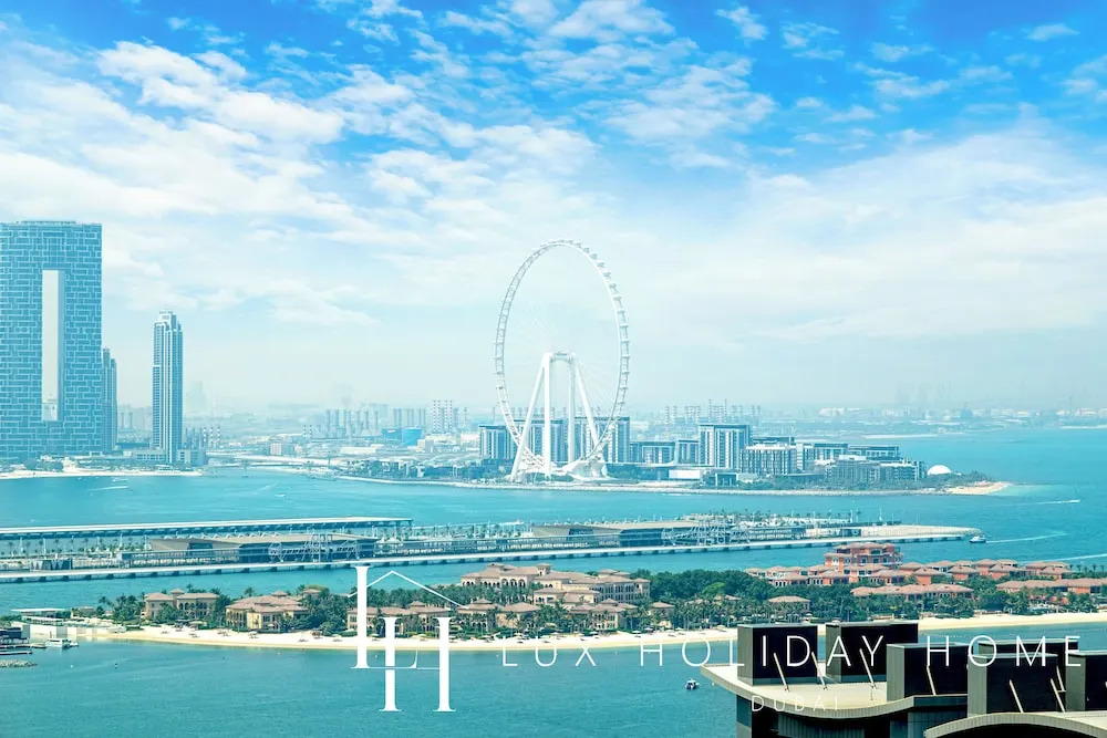 Дубай: LUX Iconic Views at Palm Tower Suite 3