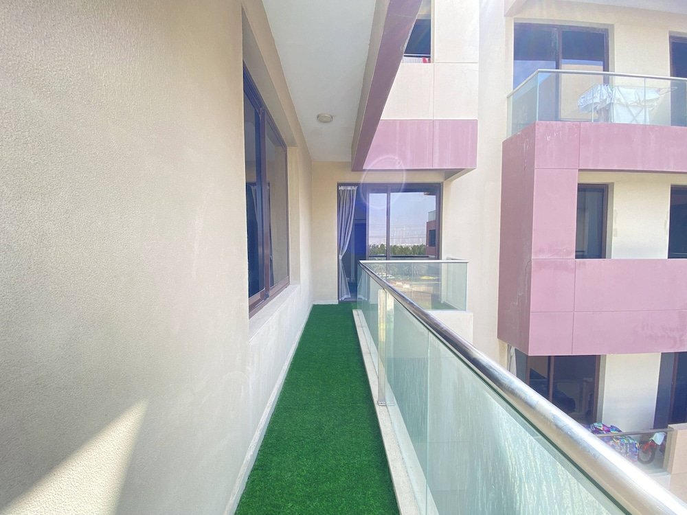 Дубай: Lux BnB 1BD JVC