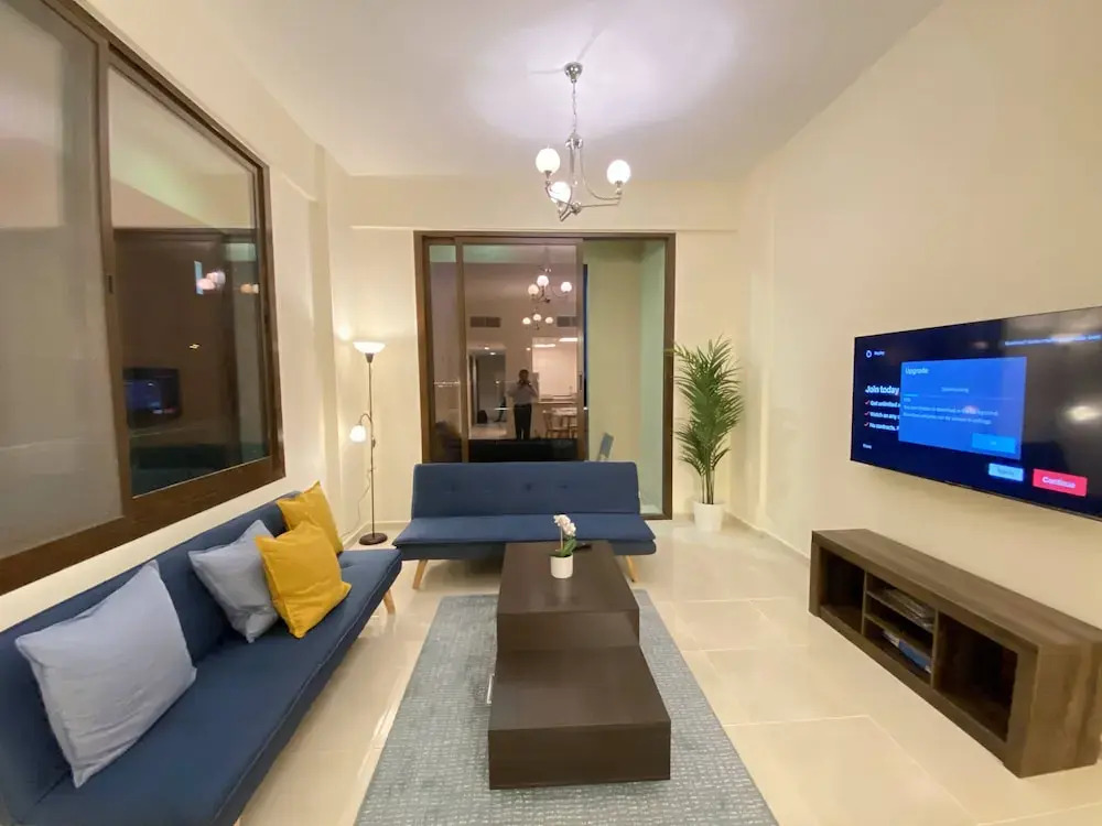 Дубай: Lux BnB 1BD JVC