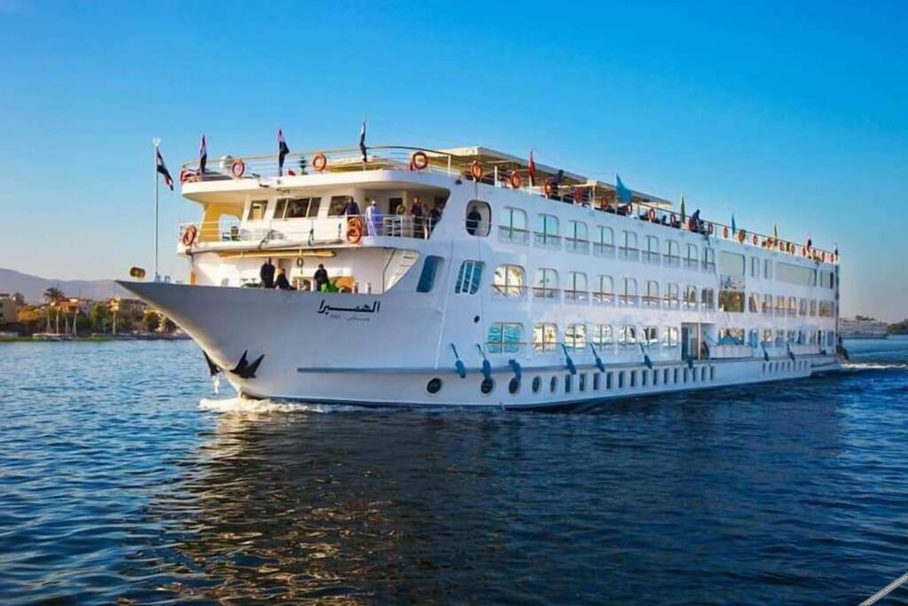 Луксор: Luxor Nile Cruises