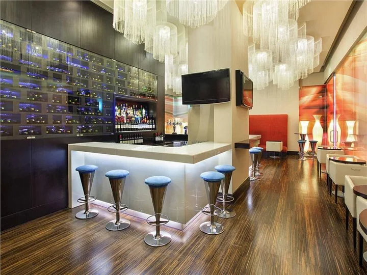 Дубай: Отель Ibis Mall Avenue Dubai