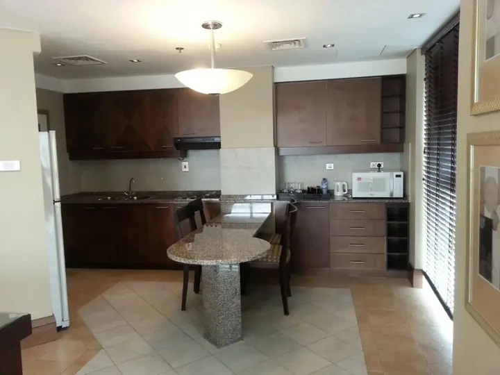 Абу-Даби: Отель Sheraton Khalidiya