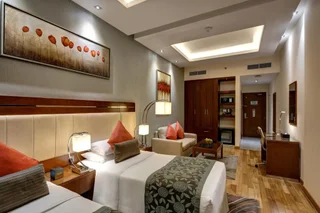Абу-Даби: Отель Sheraton Khalidiya