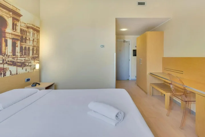 Абу-Даби: Отель Sheraton Khalidiya