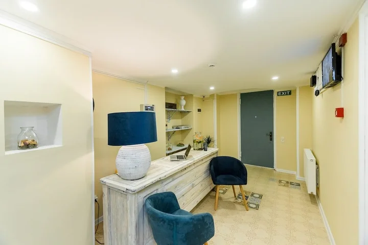 Тбилиси: Gvino Minda Hotel