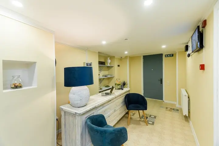 Тбилиси: Gvino Minda Hotel