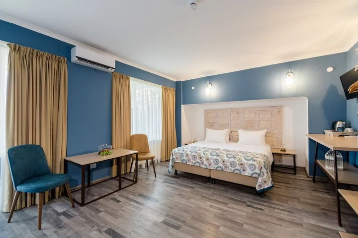 Тбилиси: Gvino Minda Hotel