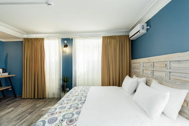 Тбилиси: Gvino Minda Hotel