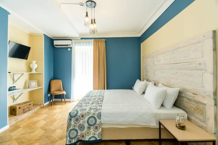 Тбилиси: Gvino Minda Hotel