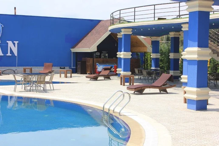 Нафталан: Gold&SPA Naftalan