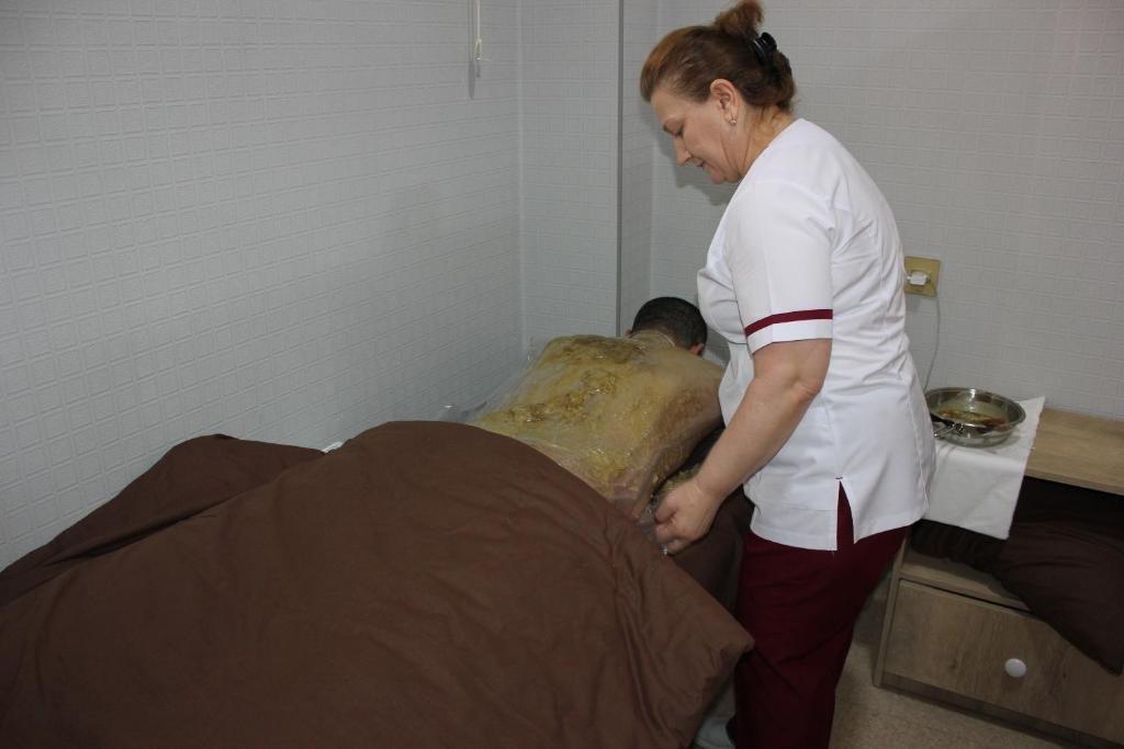 Нафталан: Gold&SPA Naftalan