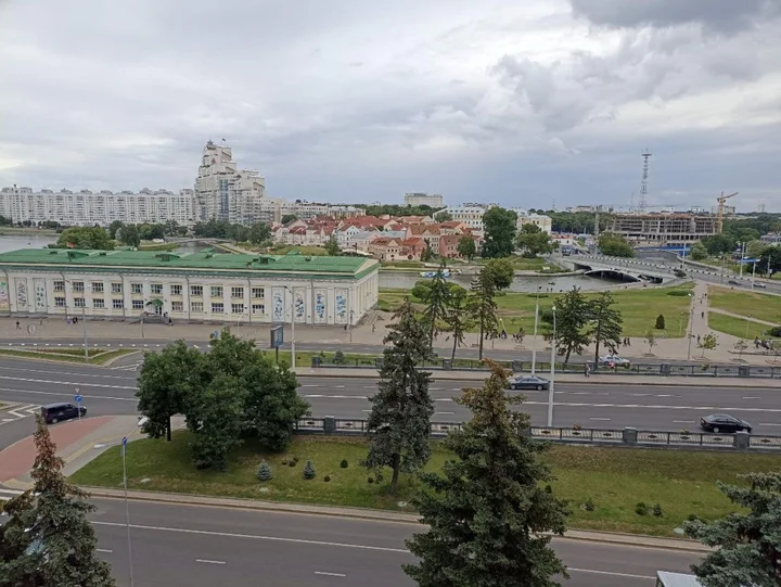 Минск: Апартаменты Победителей 1