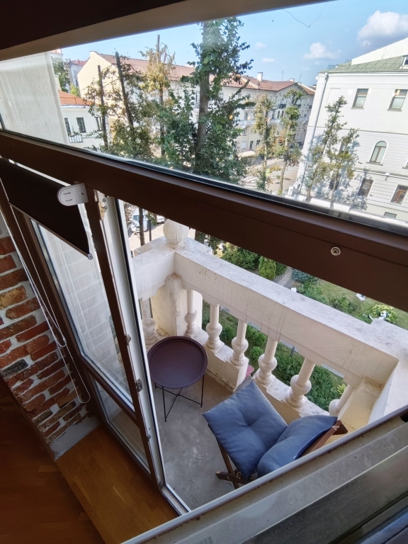 Минск: Апартаменты InterLoft 8 Old Town Free Parking Wi-Fi 100/50 Smart TV