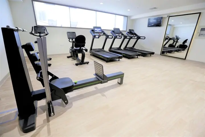 Дубай: Stunning Stay Park View JVC -1bed With Balcony