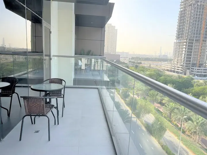 Дубай: Stunning Stay Park View JVC -1bed With Balcony