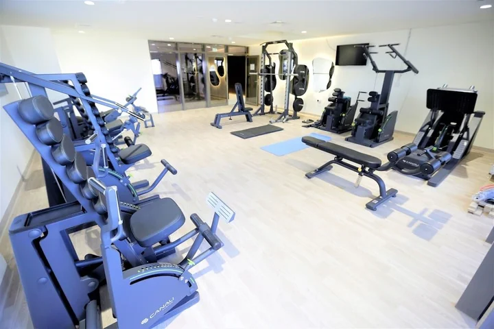 Дубай: Stunning Stay Park View JVC -1bed With Balcony
