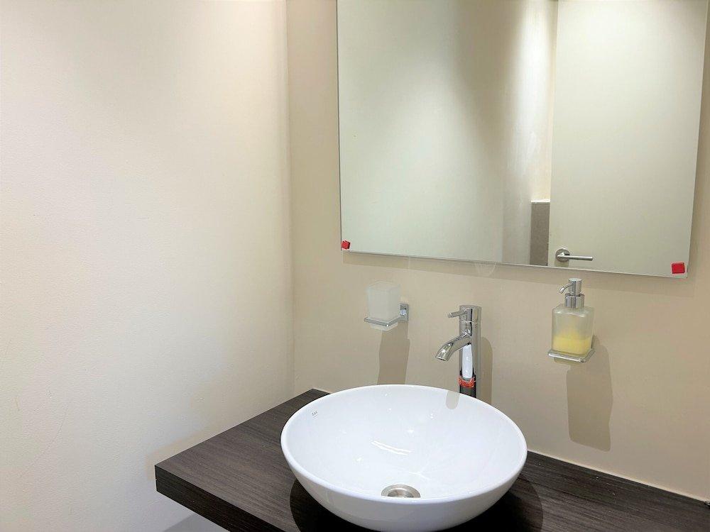 Дубай: Stunning Stay Park View JVC -1bed With Balcony