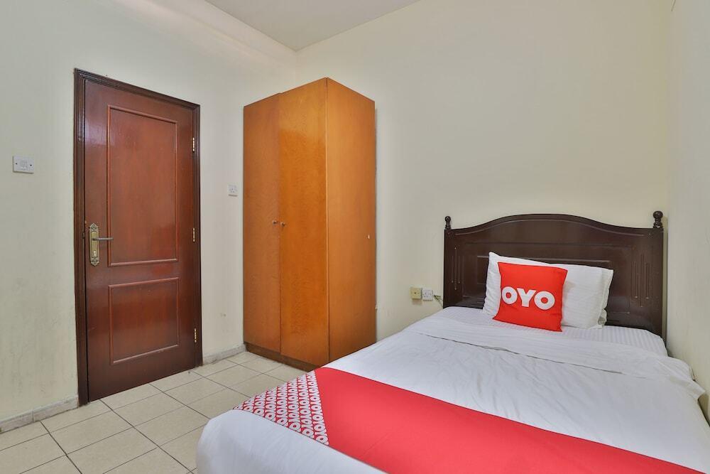 Аджман: Waves Hotel Ajman